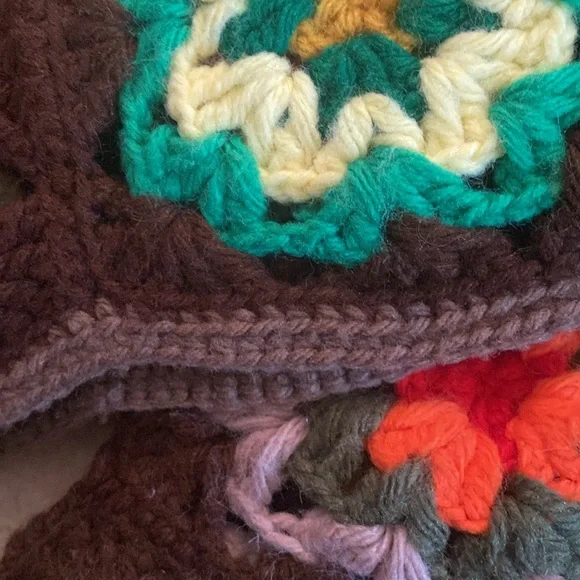 Vintage Handmade Granny Square Afghan Blanket 80”x50” - Picture 7 of 7